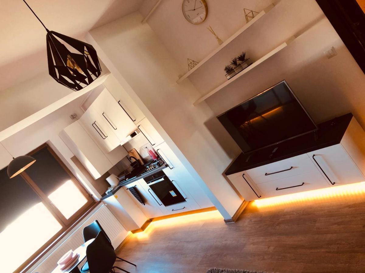Kolonaki Domus Apartment 3 Ясси Екстер'єр фото