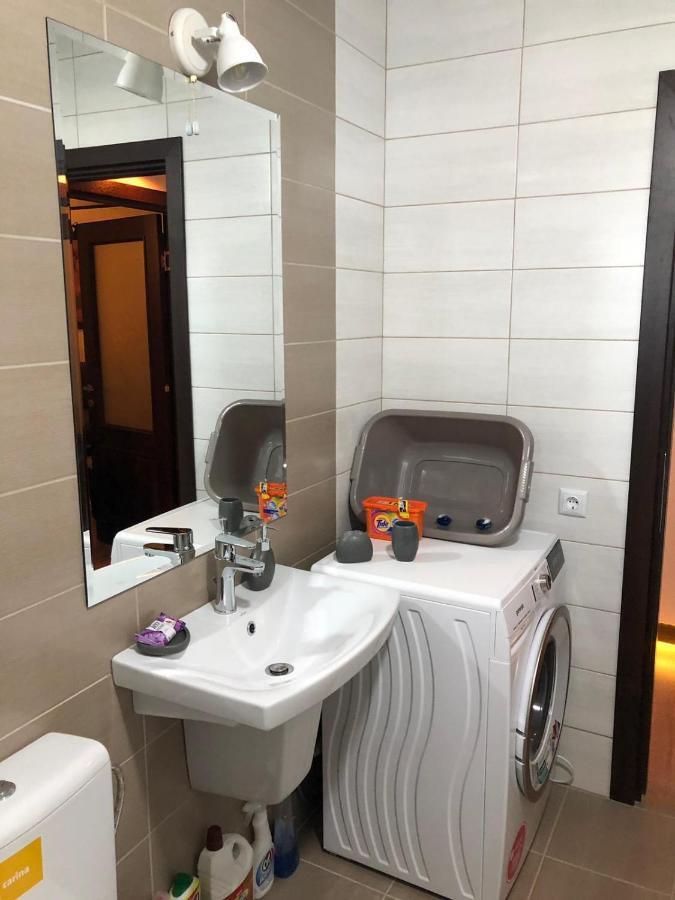 Kolonaki Domus Apartment 3 Ясси Екстер'єр фото
